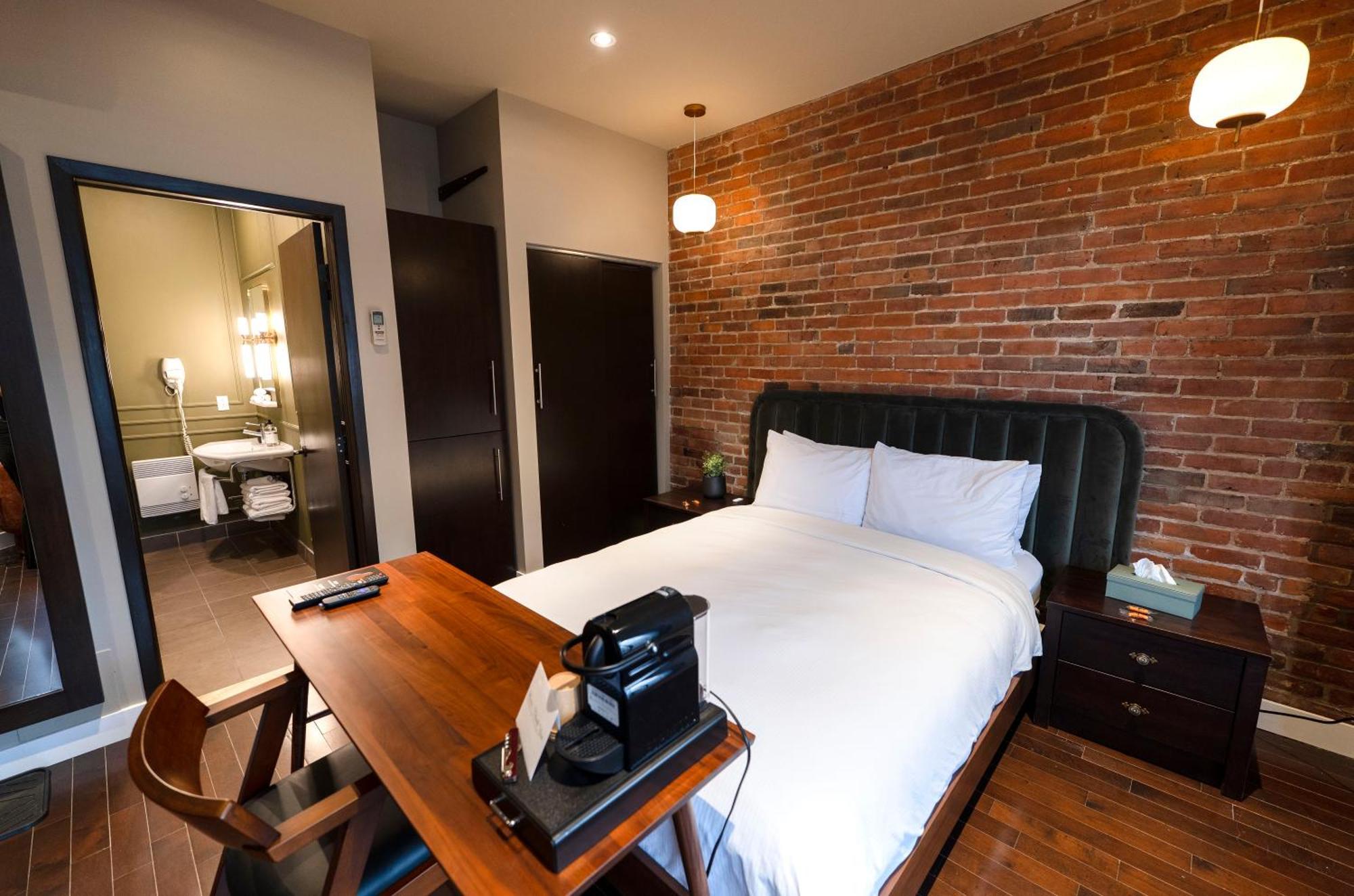 Self Check-In Boutique Hotel - Quartier Latin - Room 201 Montreal Luaran gambar