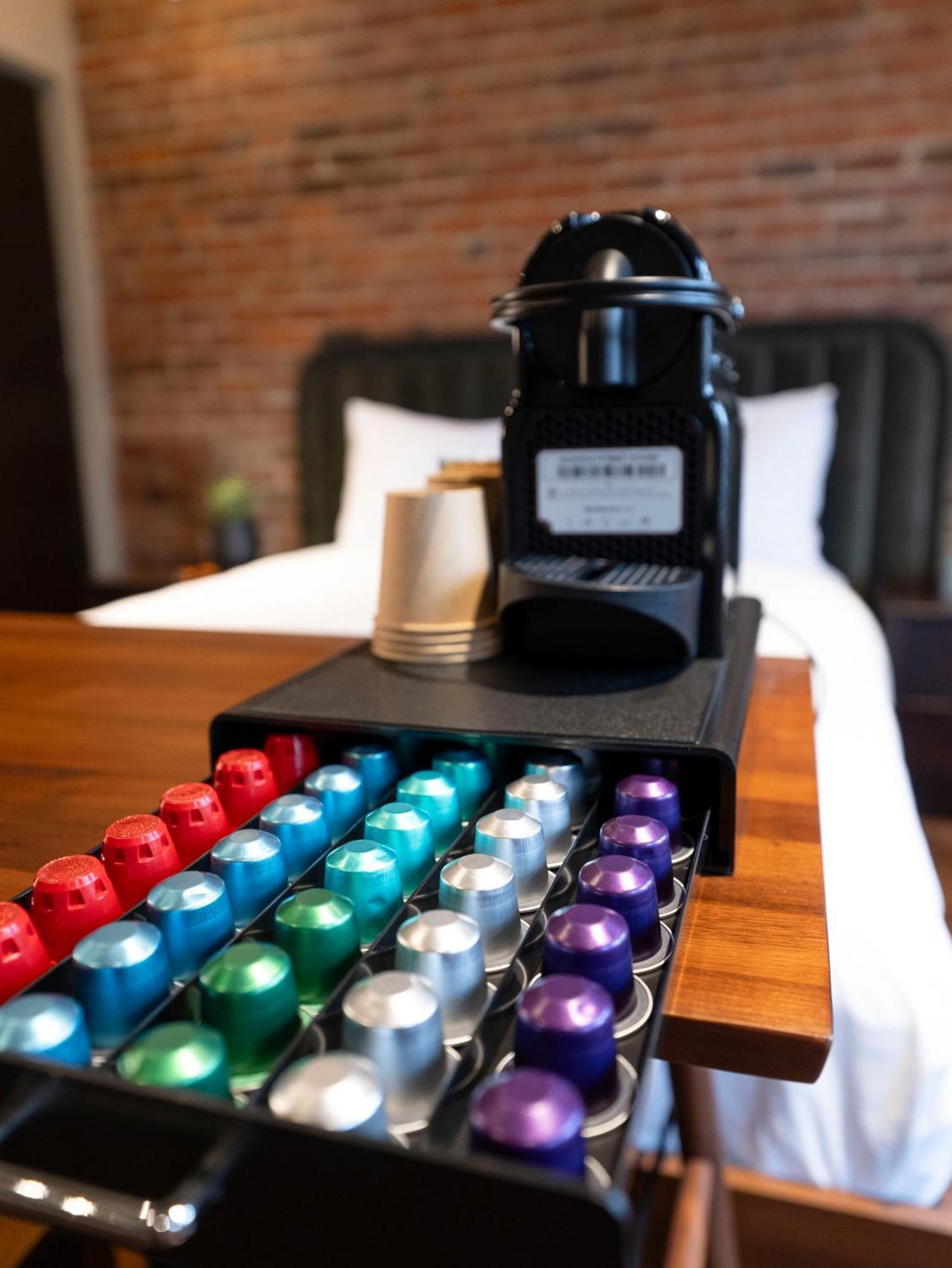 Self Check-In Boutique Hotel - Quartier Latin - Room 201 Montreal Luaran gambar